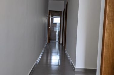 Casa &agrave; venda - 130m&sup2; - JARDIM MARISTELA