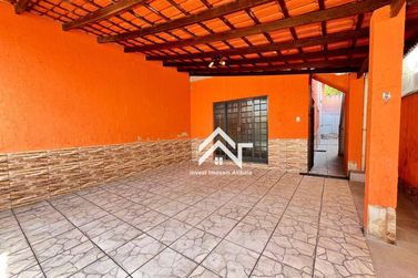 Casa &agrave; venda - 160m&sup2; - Jardim dos Pinheiros