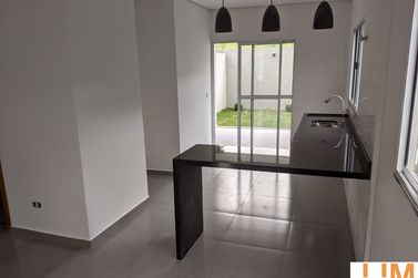 Casa &agrave; venda - 130m&sup2; - JARDIM MARISTELA