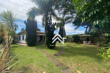 Casa para alugar - 245m&sup2; - Condominio Flamboyant B