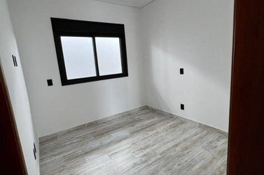 Casa &agrave; venda - 200m&sup2; - Loteamento Residencial Dolce Vita
