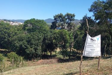 Terreno &agrave; venda - 2995m&sup2; - proximo de referencia lago azul