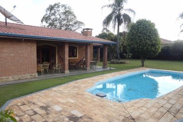 Casa &agrave; venda - 214m&sup2; - PARQUE DAS GAR&Ccedil;AS I