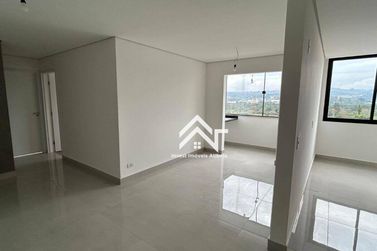 Apartamento &agrave; venda - 65m&sup2; - Centro