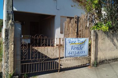 Casa &agrave; venda - ALVIN&Oacute;POLIS