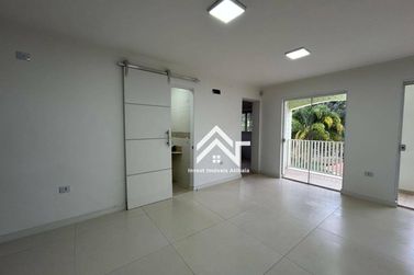 Casa para alugar - 647m&sup2; - Vila Santista