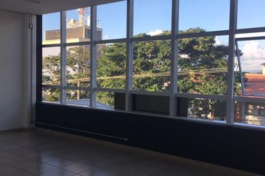 Sal&atilde;o Comercial para alugar - CENTRO