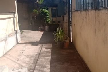 Casa &agrave; venda - ALVIN&Oacute;POLIS