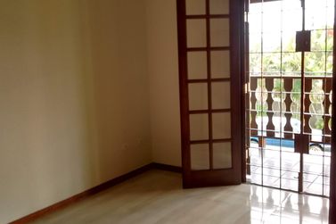 Casa &agrave; venda - JARDIM ITAPERI