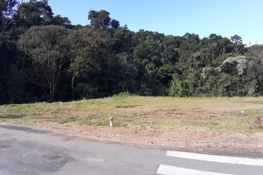 Terreno &agrave; venda - 682m&sup2; - RESIDENCIAL GRANVILLE