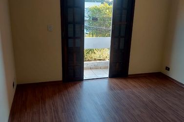 Casa para alugar - 85m&sup2; - ITAPETINGA