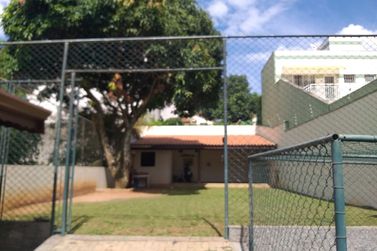 Sobrado &agrave; venda - 791m&sup2; - ALVIN&Oacute;POLIS