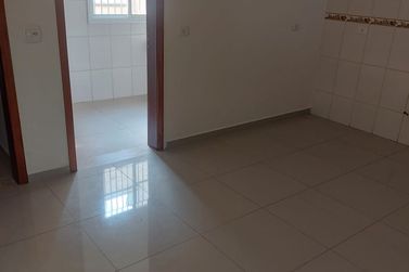 Apartamento para alugar - 80m&sup2; - ALVIN&Oacute;POLIS