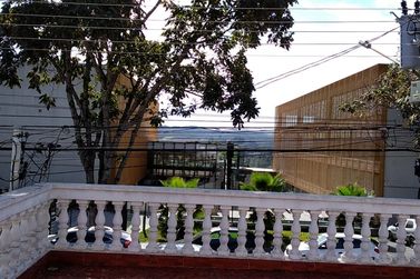 Casa &agrave; venda - CENTRO
