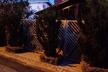 Sobrado &agrave; venda - EST&Acirc;NCIA SANTA MARIA DO LARANJAL