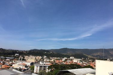 Apartamento &agrave; venda - 70m&sup2; - ALVIN&Oacute;POLIS