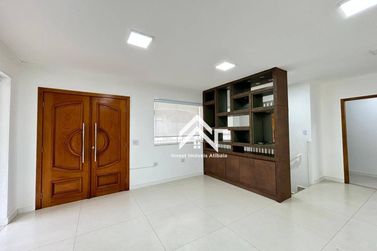 Casa para alugar - 647m&sup2; - Vila Santista