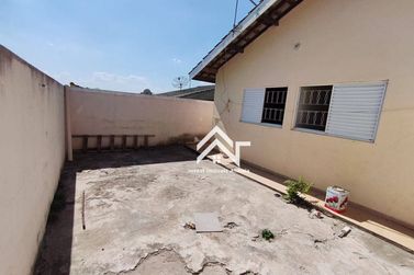Casa &agrave; venda - 79m&sup2; - Nova Cerejeira