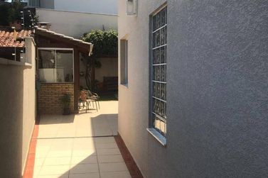 Casa &agrave; venda - 140m&sup2; - Jardim Jaragu&aacute;