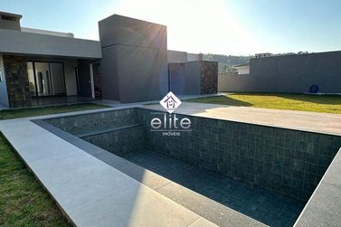 Casa &agrave; venda - 285m&sup2; - RESIDENCIAL GREEN VILLAGE
