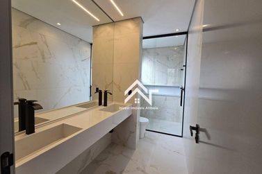 Casa &agrave; venda - 300m&sup2; - Vila Santista