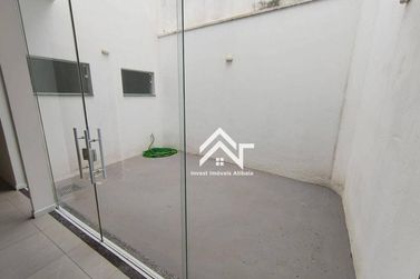 Sal&atilde;o Comercial para alugar - 224m&sup2; - Centro