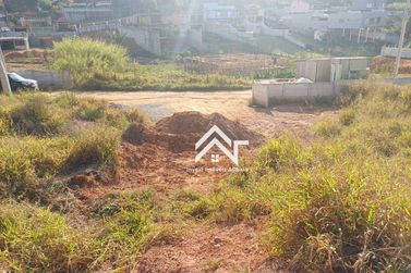 Terreno &agrave; venda - 825m&sup2; - Jardim Centen&aacute;rio