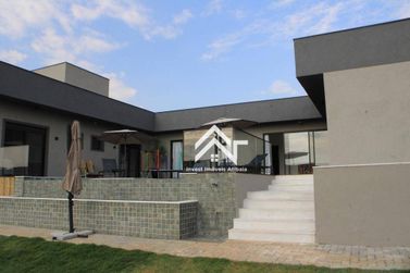 Casa &agrave; venda - 250m&sup2; - Bairro Canedos