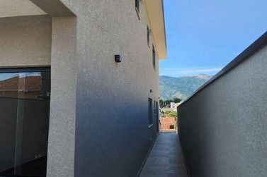 Casa &agrave; venda - 150m&sup2; - Jardim Jaragu&aacute;
