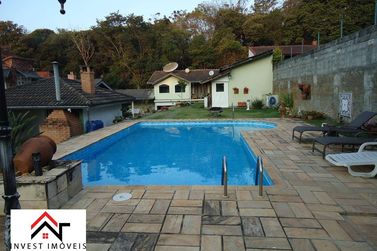 Casa &agrave; venda - 300m&sup2; - Itapetininga