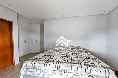 Casa &agrave; venda - 130m&sup2; - Jardim do Lago