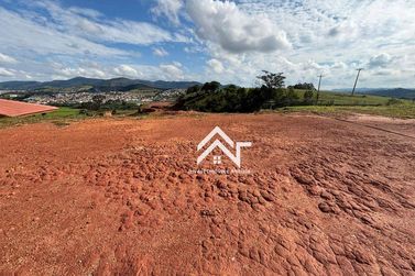 Terreno &agrave; venda - 830m&sup2; - Alto da Floresta Residencial