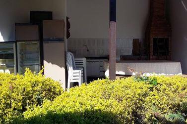 Ch&aacute;cara &agrave; venda - 2160m&sup2; - Jardim dos Pinheiros