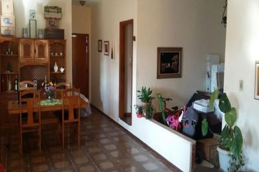 Casa &agrave; venda - 1100m&sup2; - Vila Giglio