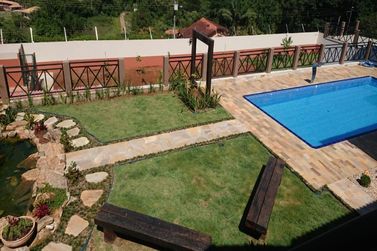 Ch&aacute;cara &agrave; venda - 600m&sup2; - VALE DOS PINHEIROS
