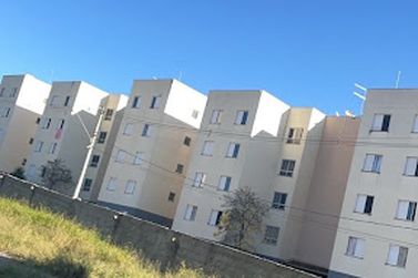 Apartamento &agrave; venda - 52m&sup2; - Caetetuba