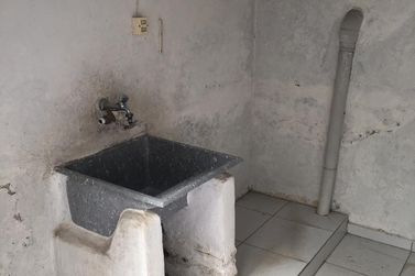 Casa para alugar - CENTRO