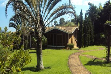 S&iacute;tio &agrave; venda - 1800m&sup2; - Cachoeirinha