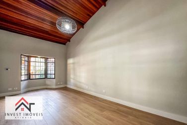 Casa &agrave; venda - 239m&sup2; - Jardim Paulista