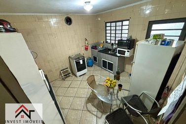 Casa &agrave; venda - 250m&sup2; - Alvin&oacute;polis