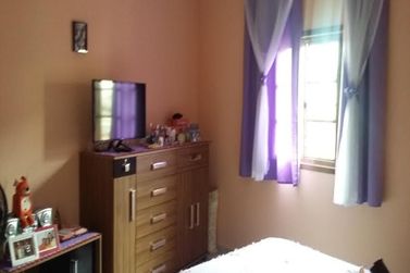 Casa &agrave; venda - 150m&sup2; - Jardim Alvin&oacute;polis