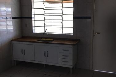 Casa para alugar - CENTRO