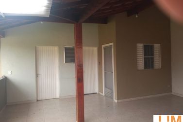 Casa &agrave; venda - 238m&sup2; - Jardim Sui&ccedil;a