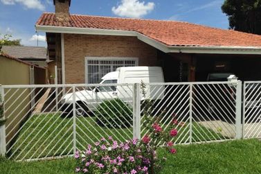 Casa &agrave; venda - 360m&sup2; - Jardim Floresta