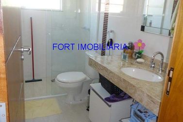 Casa &agrave; venda - 165m&sup2; - ITAPETINGA