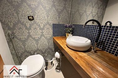 Casa &agrave; venda - 250m&sup2; - Jardim Paulista