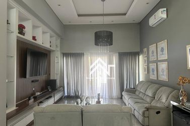 Casa &agrave; venda - 750m&sup2; - Condominio Porto Atibaia