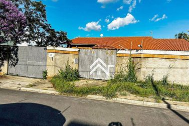 Casa &agrave; venda - 800m&sup2; - Vila Petr&oacute;polis