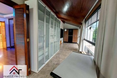 Casa &agrave; venda - 321m&sup2; - Jardim Jaragu&aacute;
