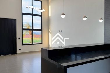 Casa &agrave; venda - 162m&sup2; - Laranja Azeda
